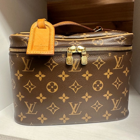 Louis Vuitton Accessories - Authentic nice bb vanity
